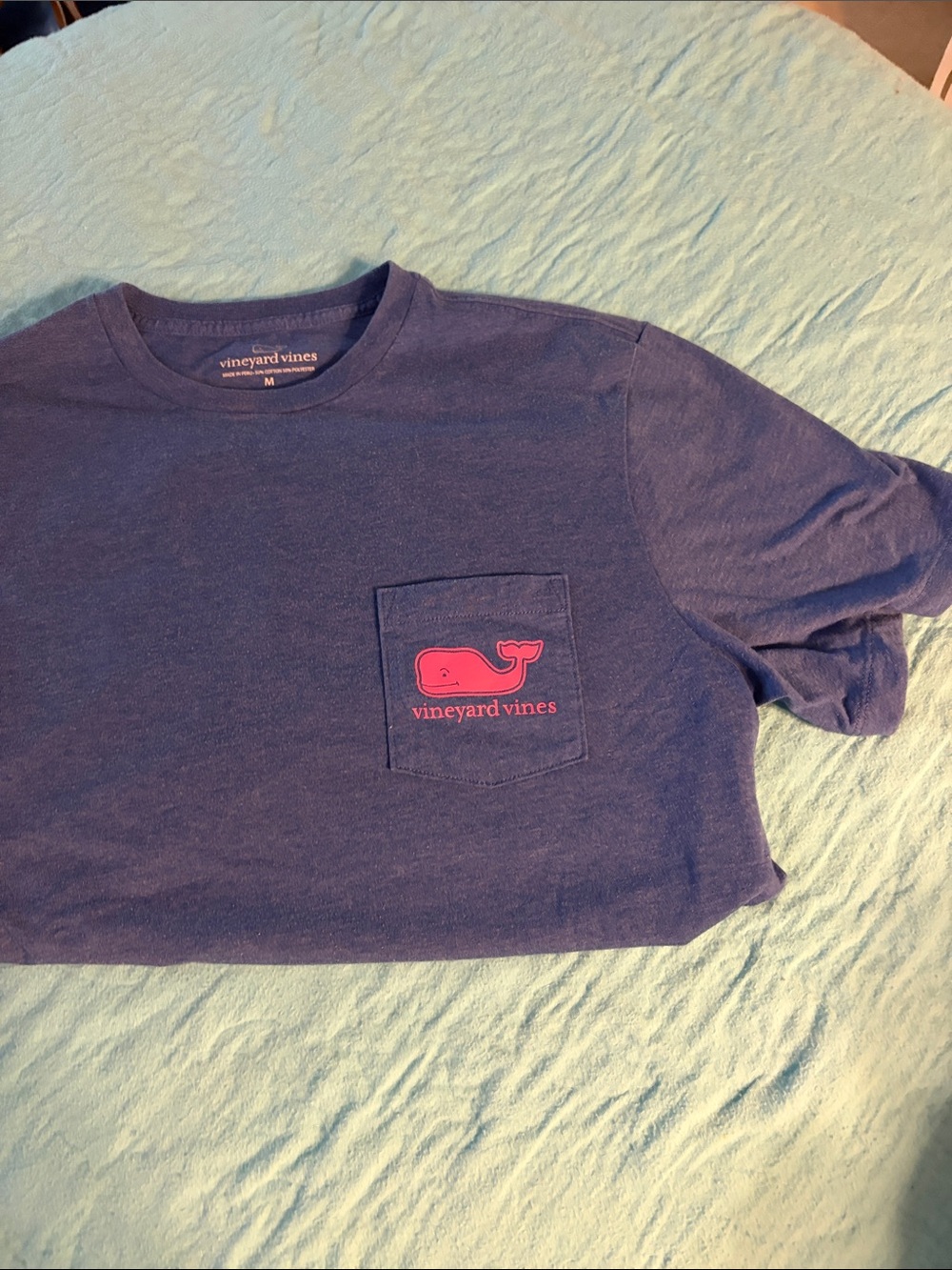 Vineyard Vines mens Pocket Tee in Navy with Pink Whale Logo